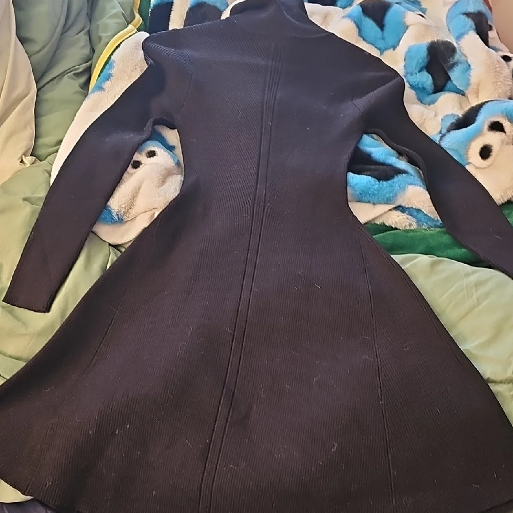 Active USA Black Long Sleeve Dress Size M - Picture 1 of 4